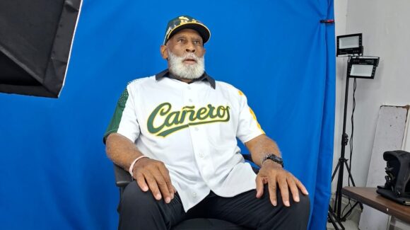 “Mr. Hit” vuelve a casa: emotivo reencuentro de Mike Easler con los Cañeros de Los Mochis