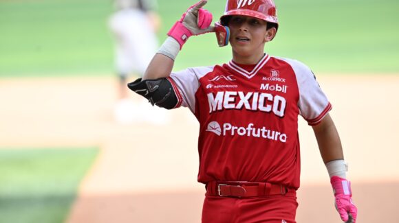 El sinaloense Mikel Nieblas firma con la organización de los Rojos de Cincinnati