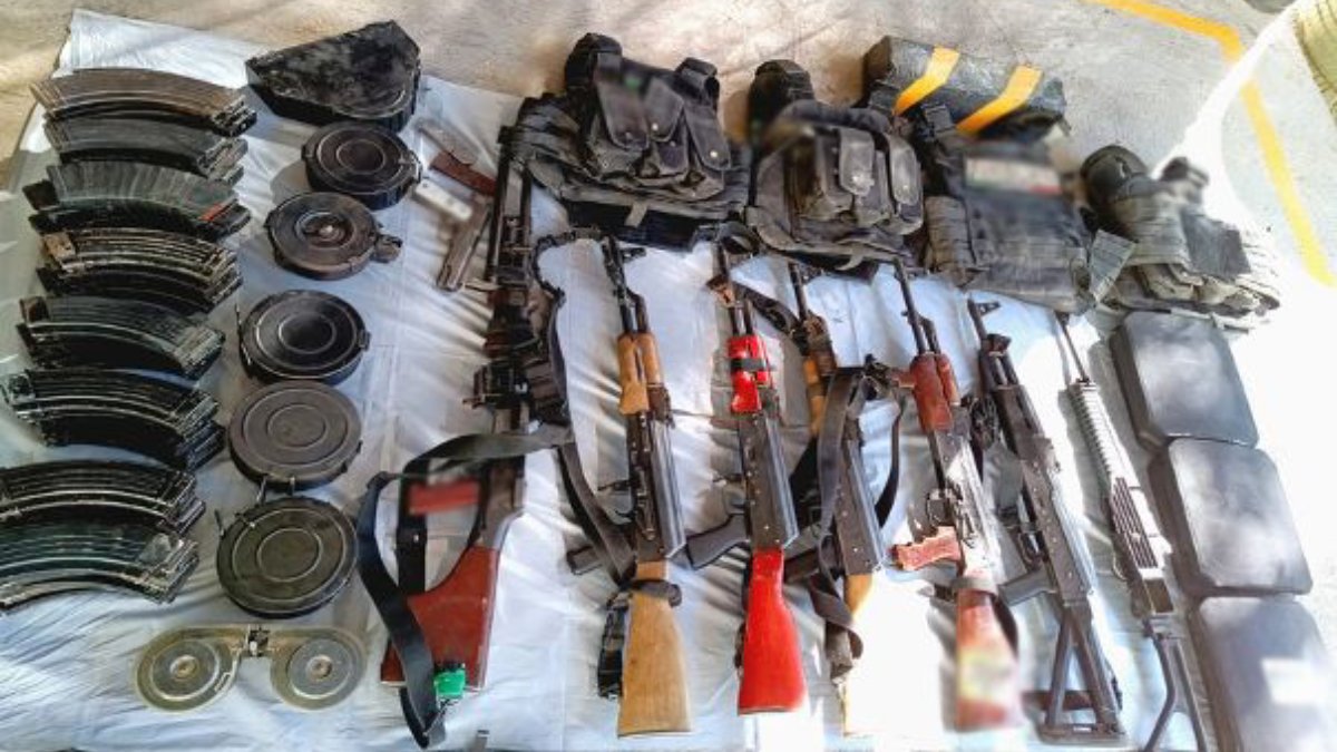 militares decomisan explosivos armas largas y equipo tactico en badiraguato