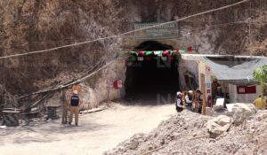 Sin operar la mina Santa Fe en Rosario tras colapso que dejó mineros fallecidos y rescatados: Alcaldesa