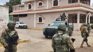mujer es asesinada a balazos en juntas de humaya de culiacan