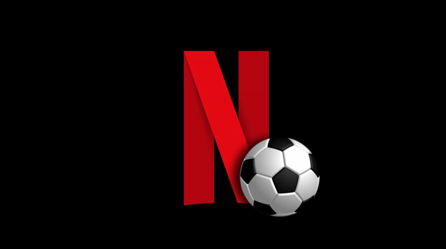 Logotipo de Netflix y balón de futbol