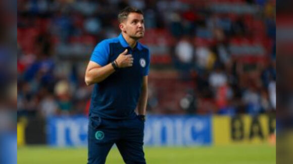 Cruz Azul despide a Nicolás Larcamón