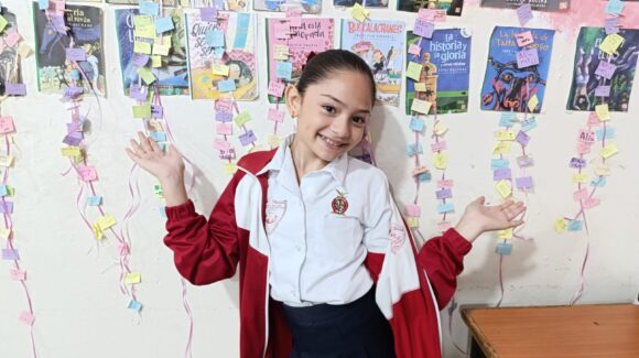“Sí existe la magia y está en los libros”: Yushira, niña de Guasave, entusiasta lectora que empieza a escribir