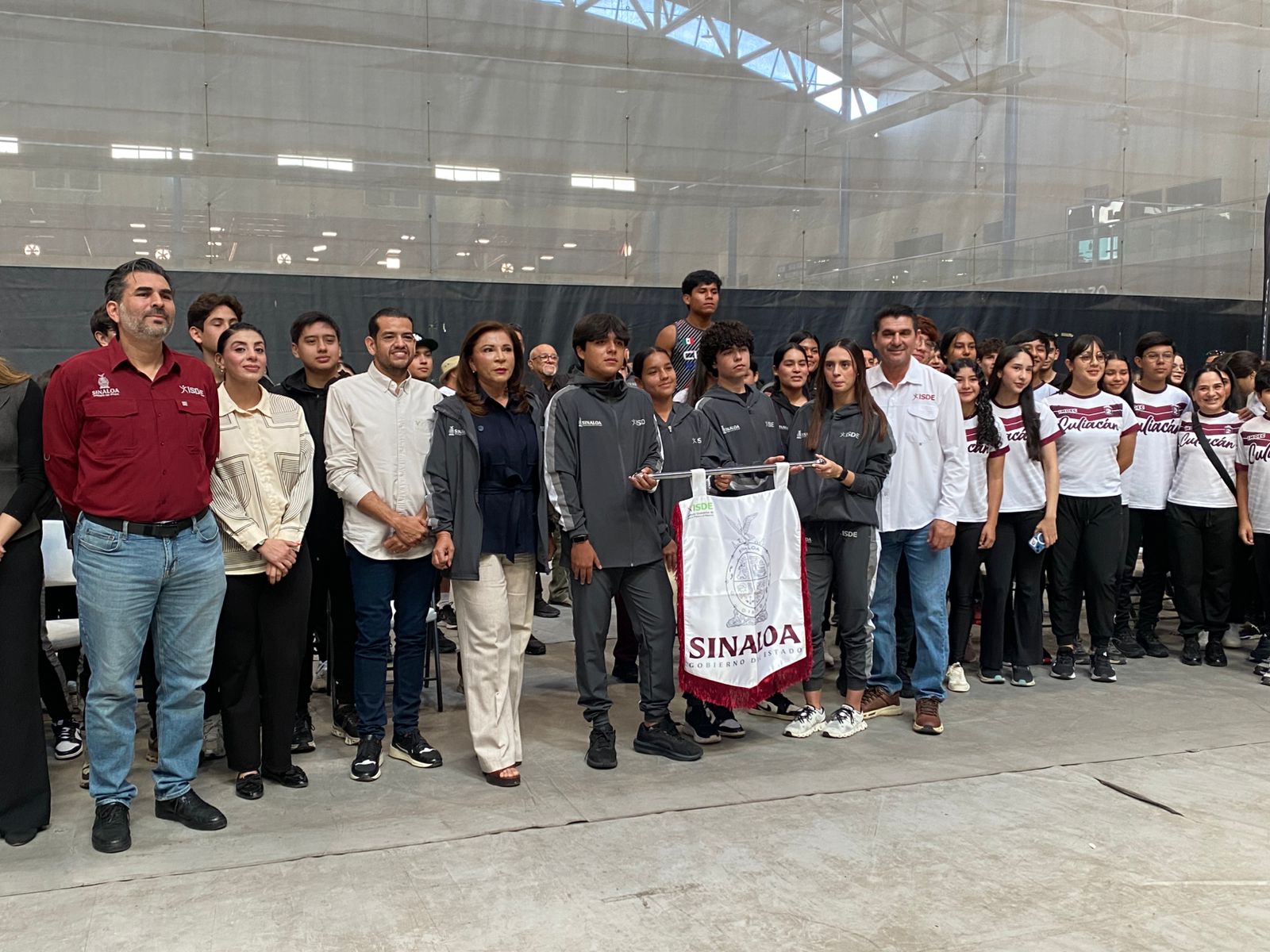 Abanderan a la delegación Sinaloa para la Olimpiada Nacional Conade 2026