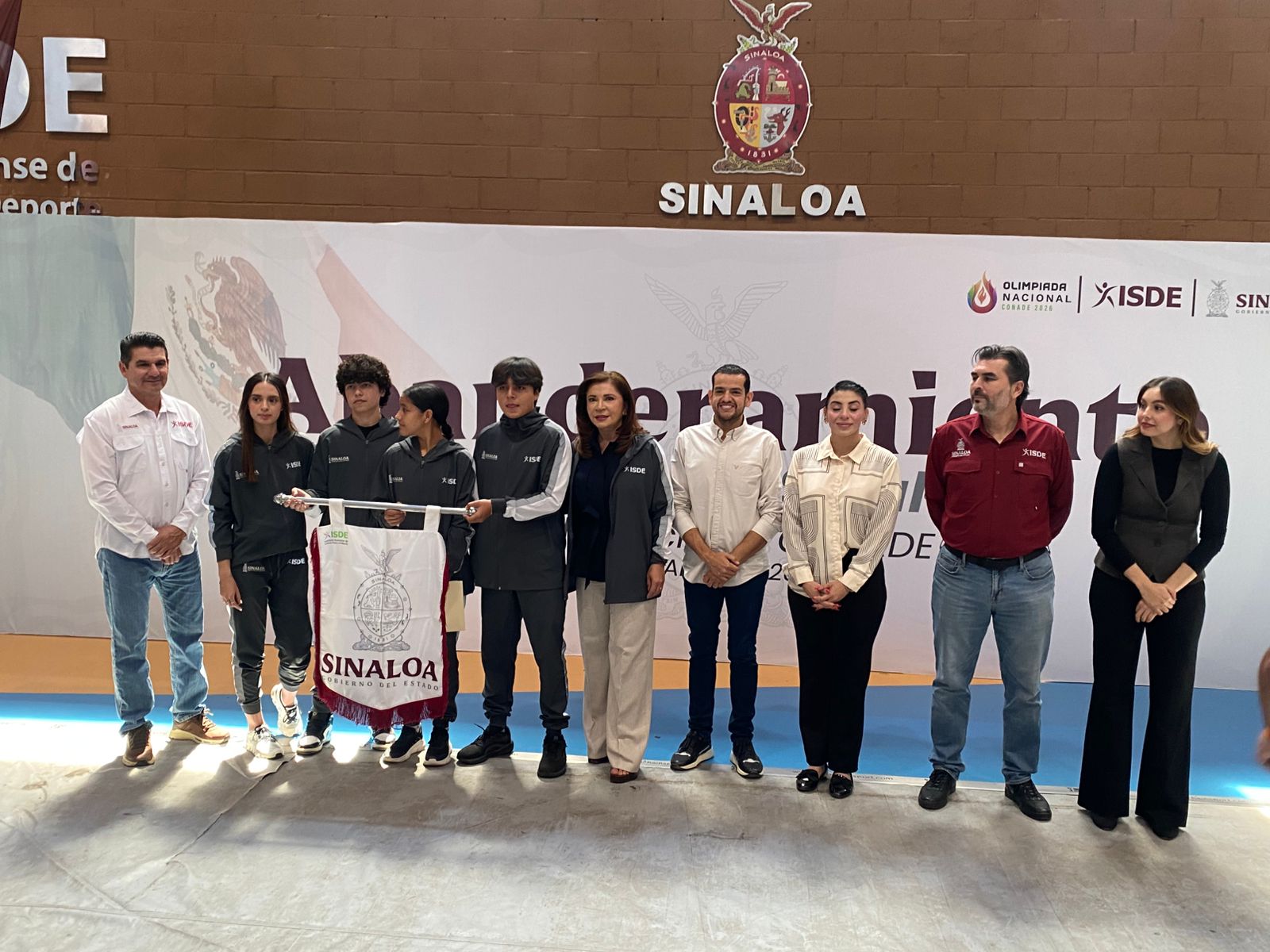 Abanderan a la delegación Sinaloa para la Olimpiada Nacional Conade 2026