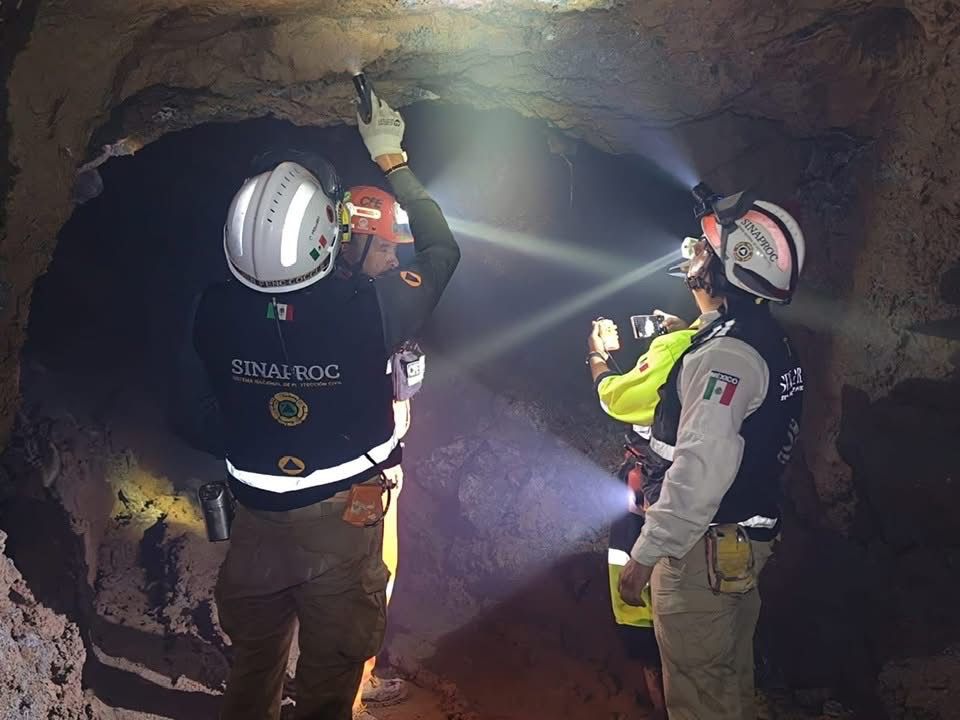Operativo para rescatar a trabajador atrapado en mina Santa Fe, en El Rosario