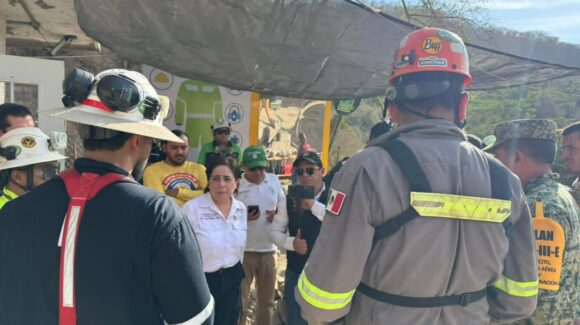 Veintiocho días bajo tierra: mantienen búsqueda de Isidro Beltrán, último trabajador atrapado en mina Santa Fe, El Rosario
