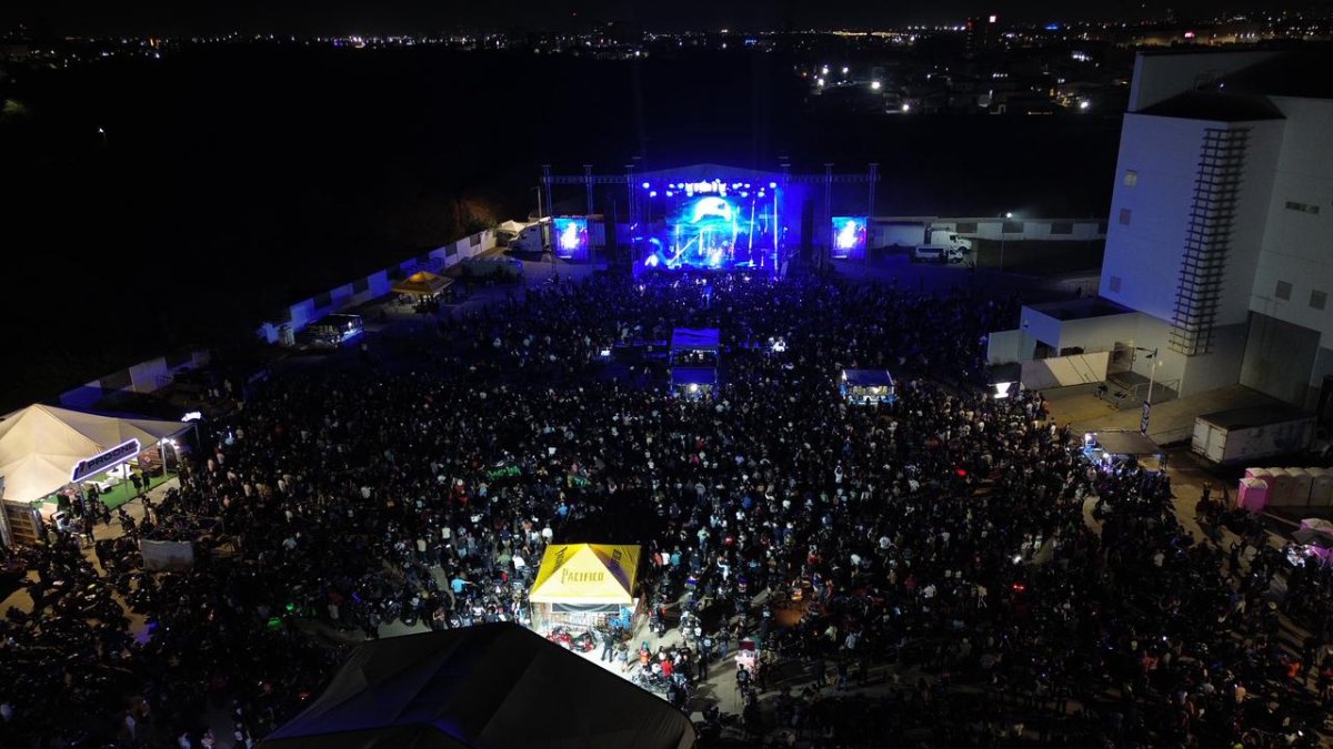 pancho barraza en concierto en semana de la moto en mazatlan lugar