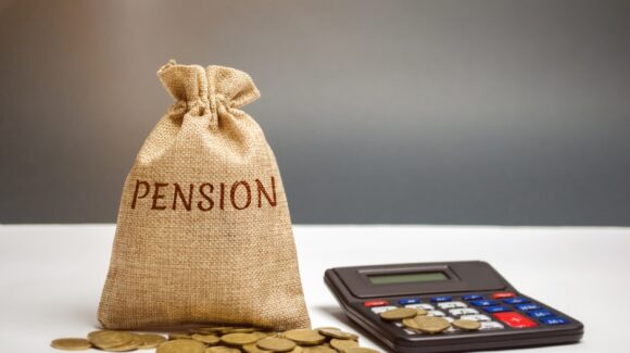 Oficialmente entra en vigor la reforma que acaba con las pensiones doradas