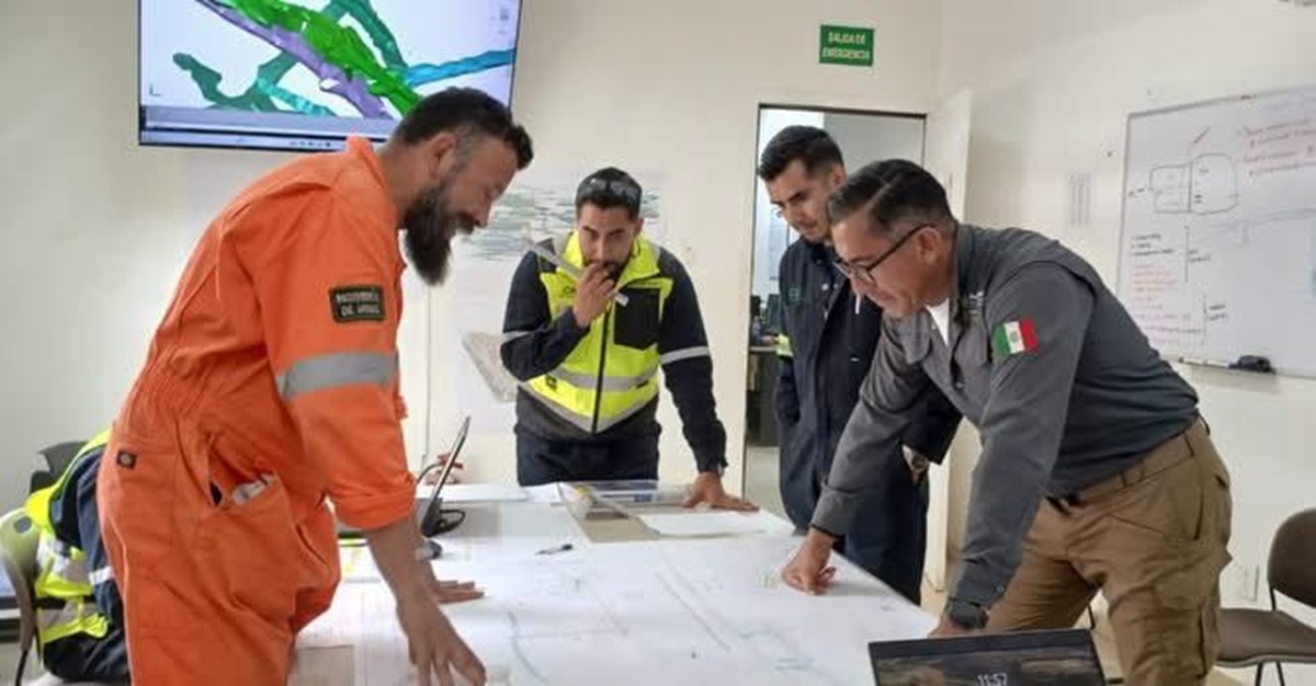 Autoridades en los trabajos de recuperación del minero atrapado en mina del Rosario