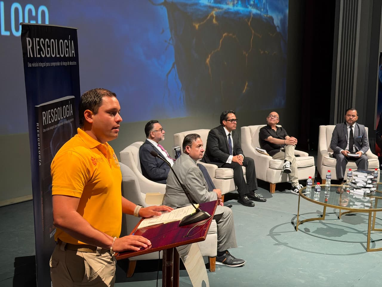 Presentación del libro Riesgología en Mazatlán, Sinaloa