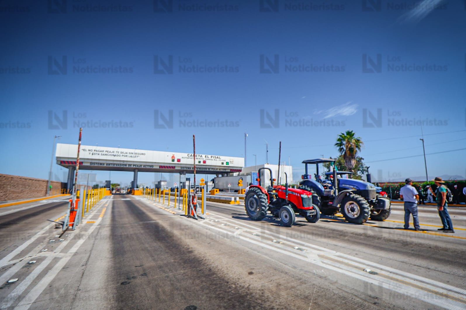 productores liberan la caseta de cobro el pisal en navolato