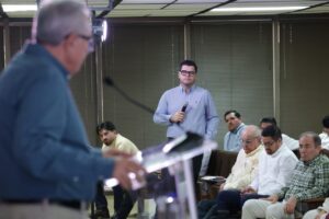 Raúl Montero Zamudio en la "Semanera" de Rocha Moya