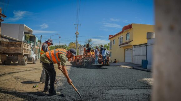 Retrasan inicio de reencarpetados por falta de asfalto en Salvador Alvarado; alcaldesa asegura que obras sí se realizarán