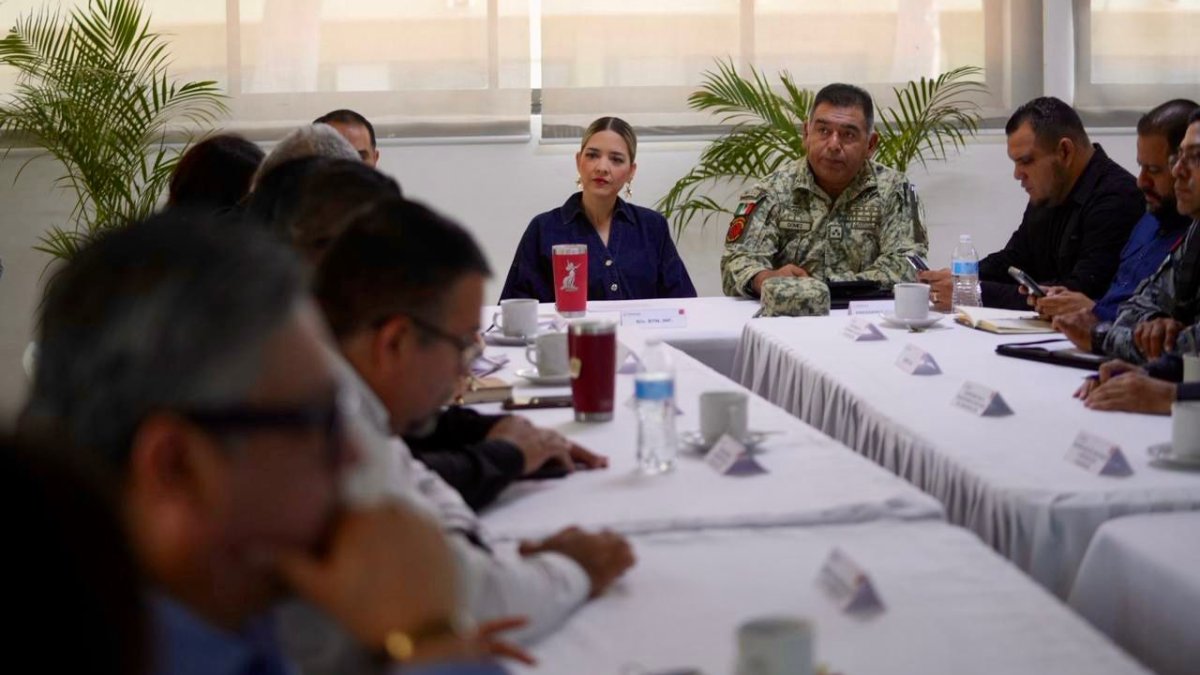 refuerzan coordinacion entre corporaciones para fortalecer la seguridad en mazatlan