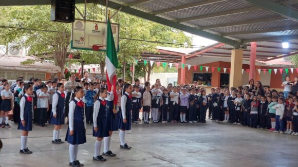 Periodo vacacional en la región del Évora transcurre sin incidentes; regresan a clases cerca de 17 mil alumnos