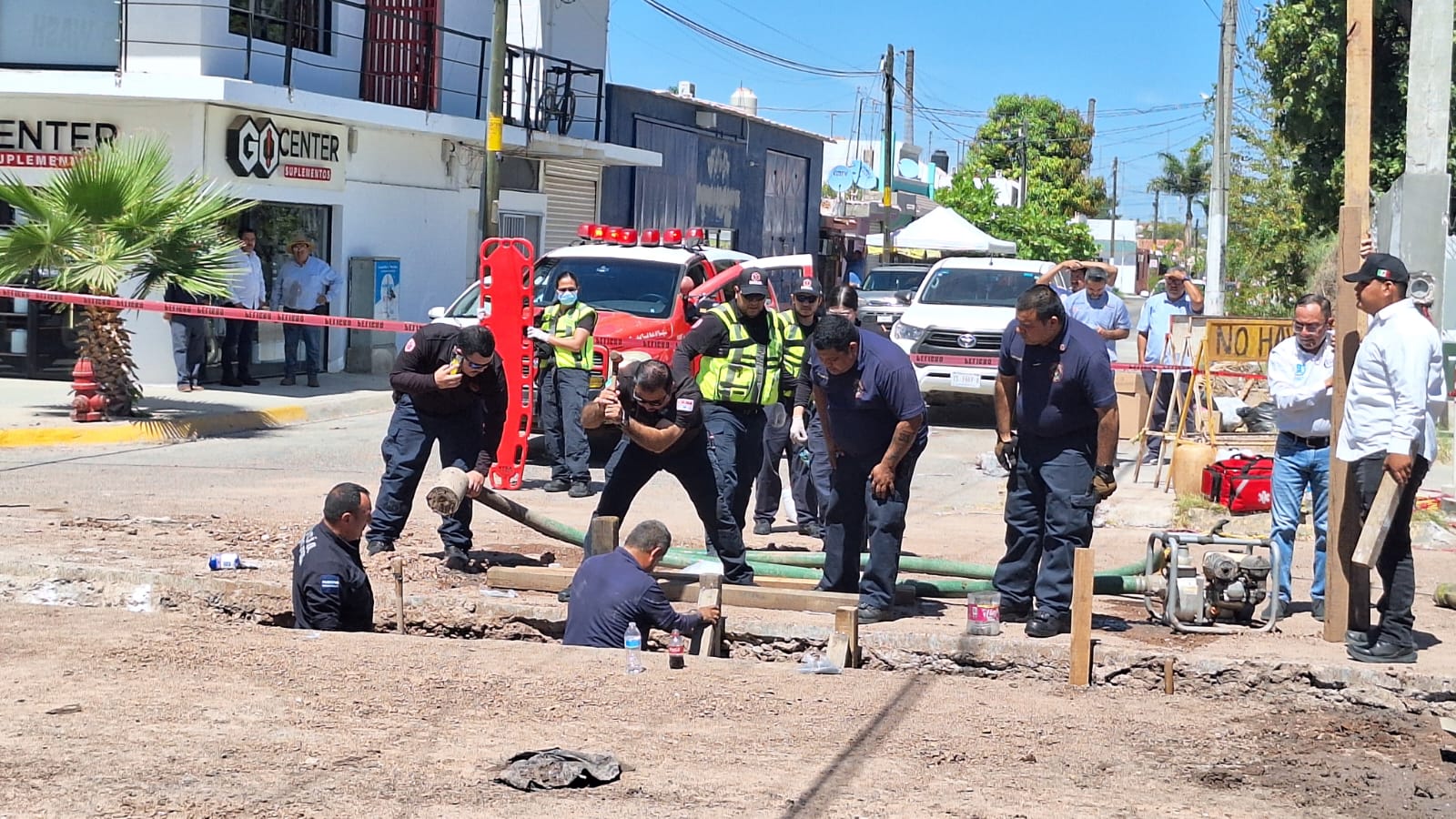 Rescate de trabajadores de Japama