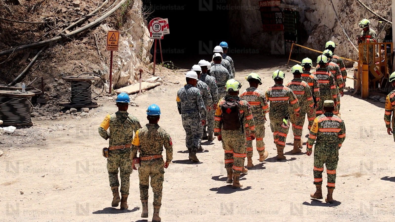 Autoridades trabajan en operativo para rescatar al último trabajador atrapado en mina Santa Fe