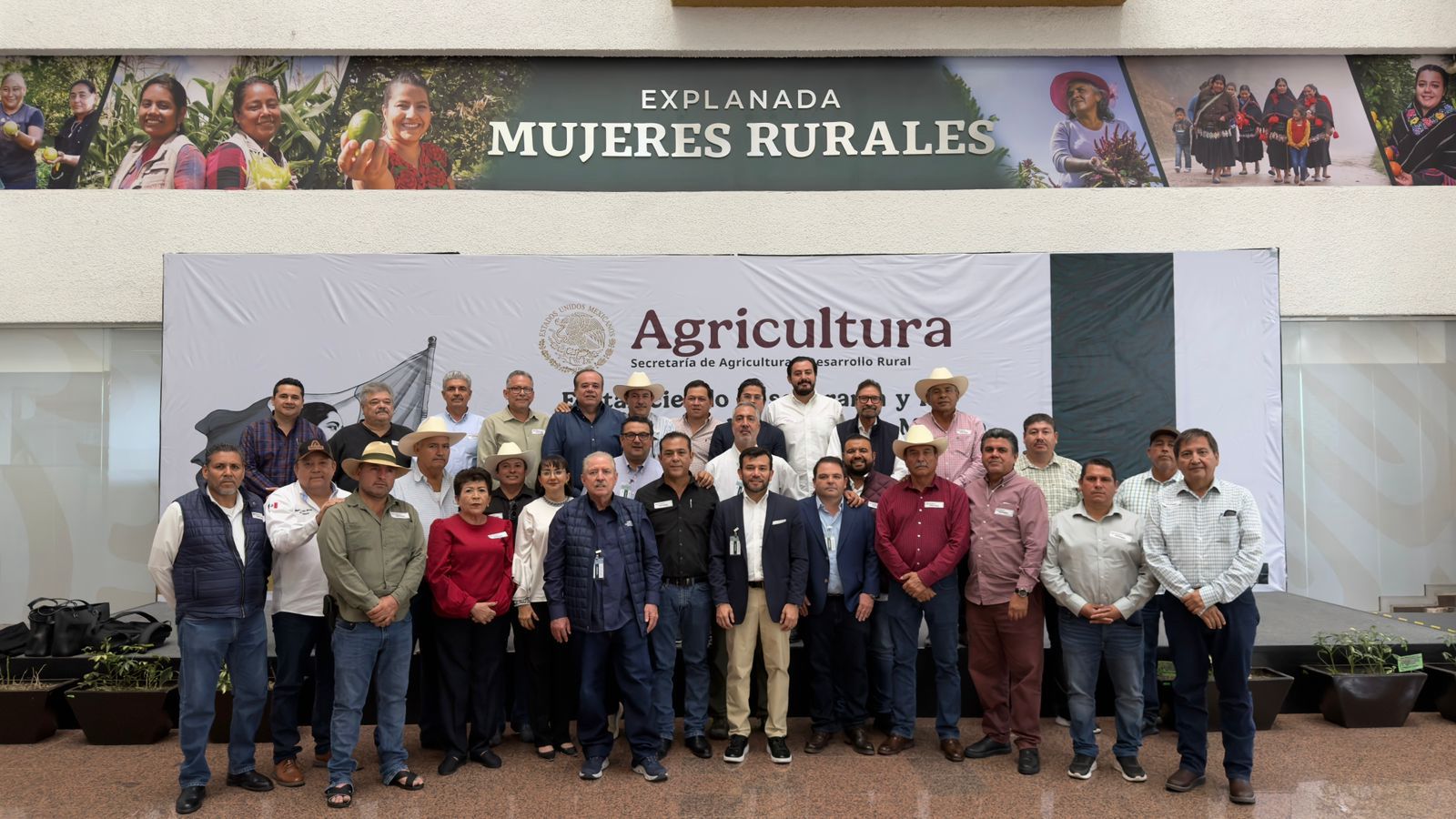 Reunión de productores sinaloenses en CDMX