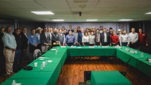 Reunión productores de Sinaloa con autoridades de Sader