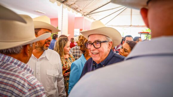 “Ella se enteró de la situación y respondió bien”: Rocha sobre respuesta de Sheinbaum tras manifestación en planta de Mexinol en Topolobampo