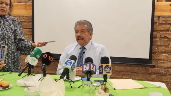 Rogelio Quiñónez levanta la mano por la alcaldía de Guasave; no descarta candidatura ciudadana