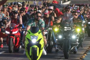 Desfile Semana Moto