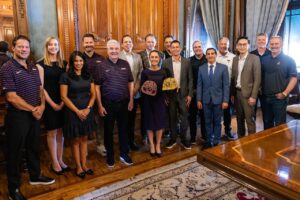Claudia Sheinbaum recibe a directivos de Dbacks y Padres