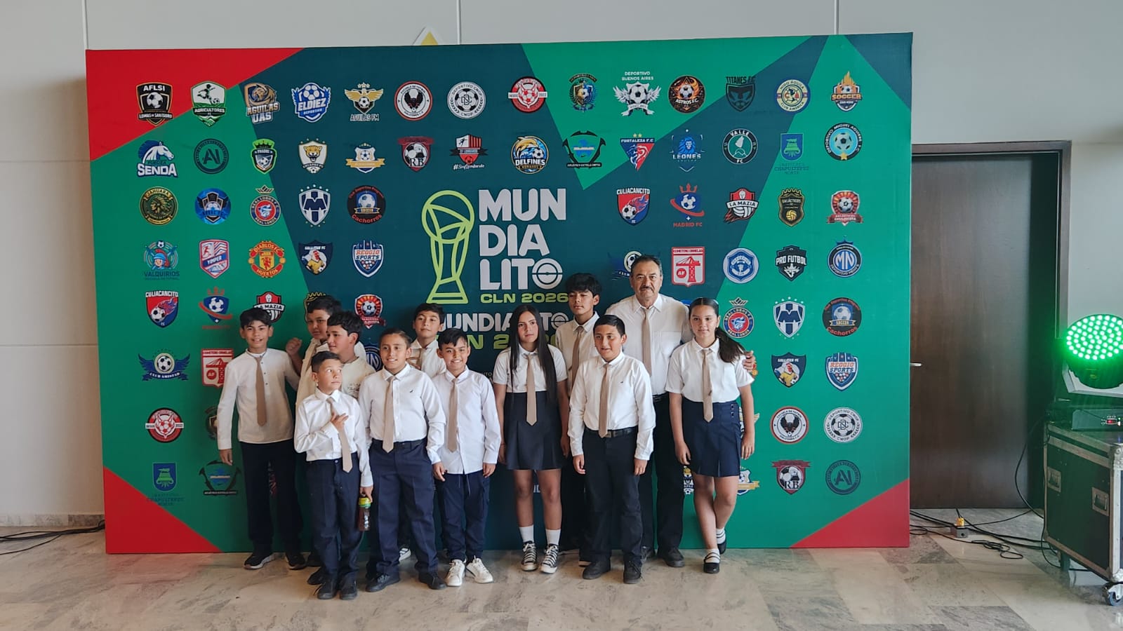 Realizan sorteo de equipos para el Mundialito Culiacán 2026