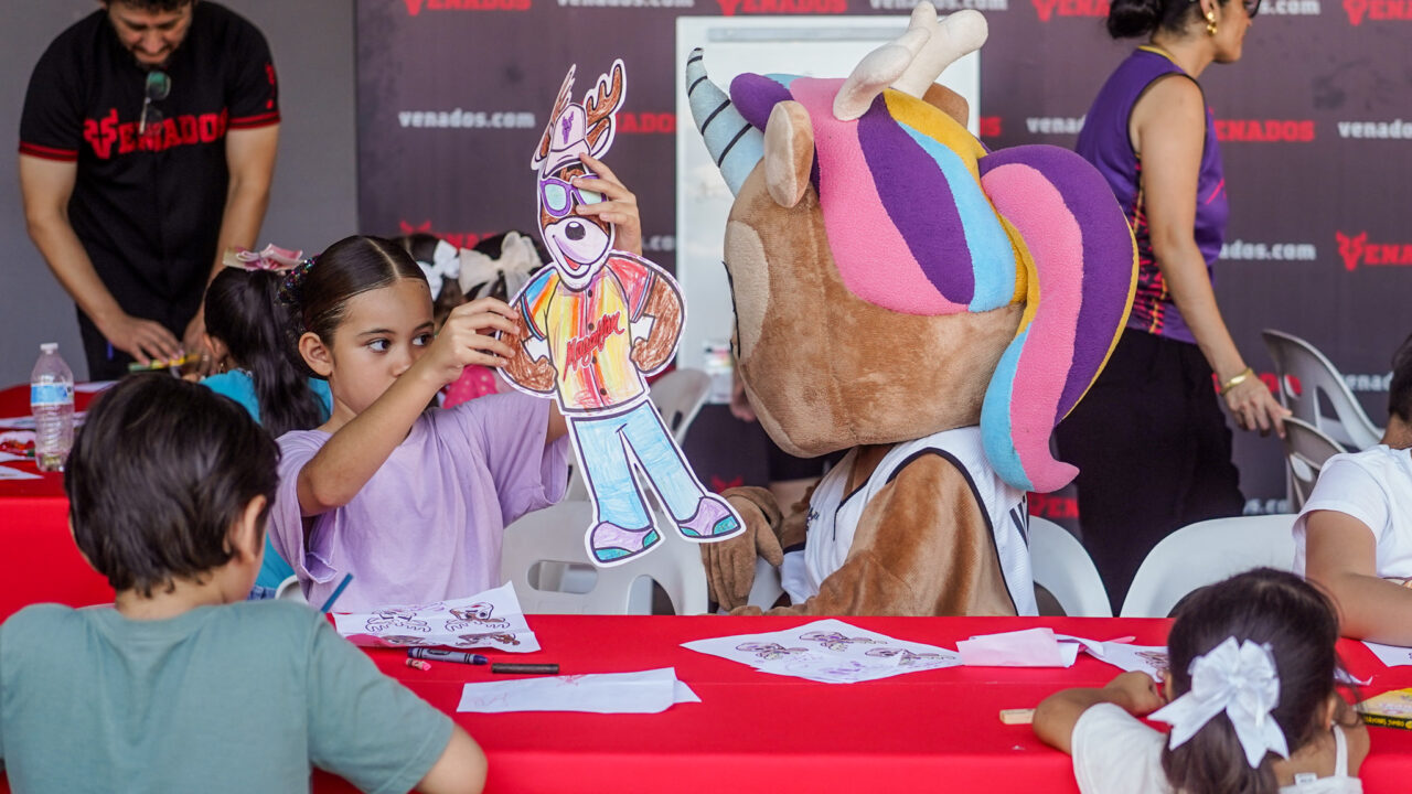 Taller de dibujo el Teodoro Mariscal de Mazatlán, Sinaloa
