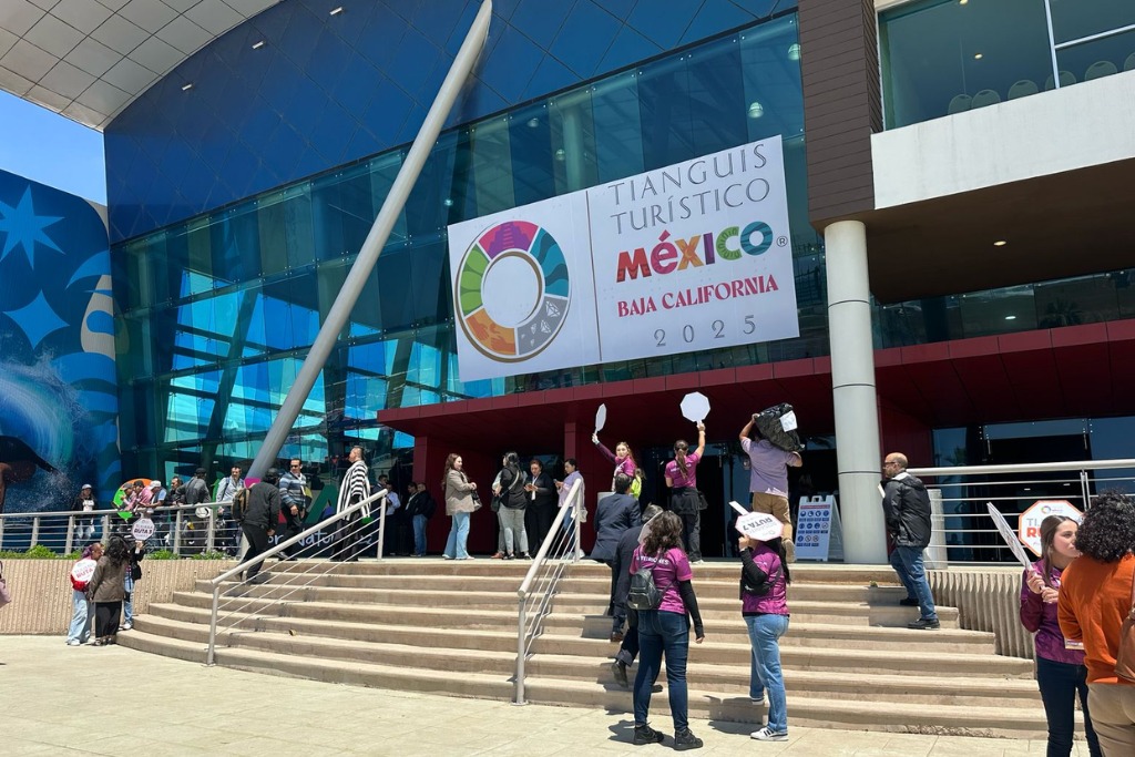 Tianguis turistico