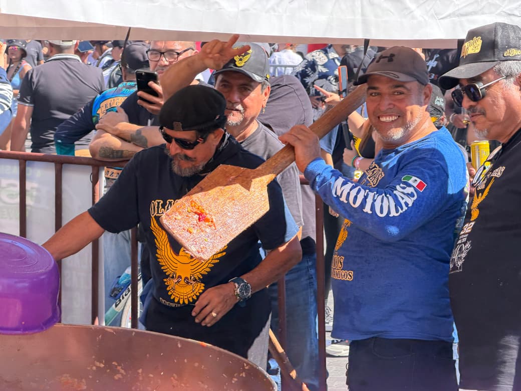 Motoclub Olas Altas sirve su tradicional comida del marlin enchipotlado