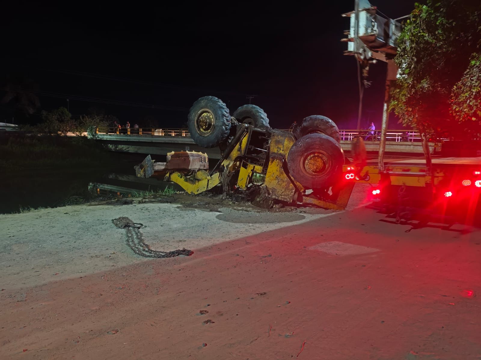 trascabo termina en un canal de Guasave
