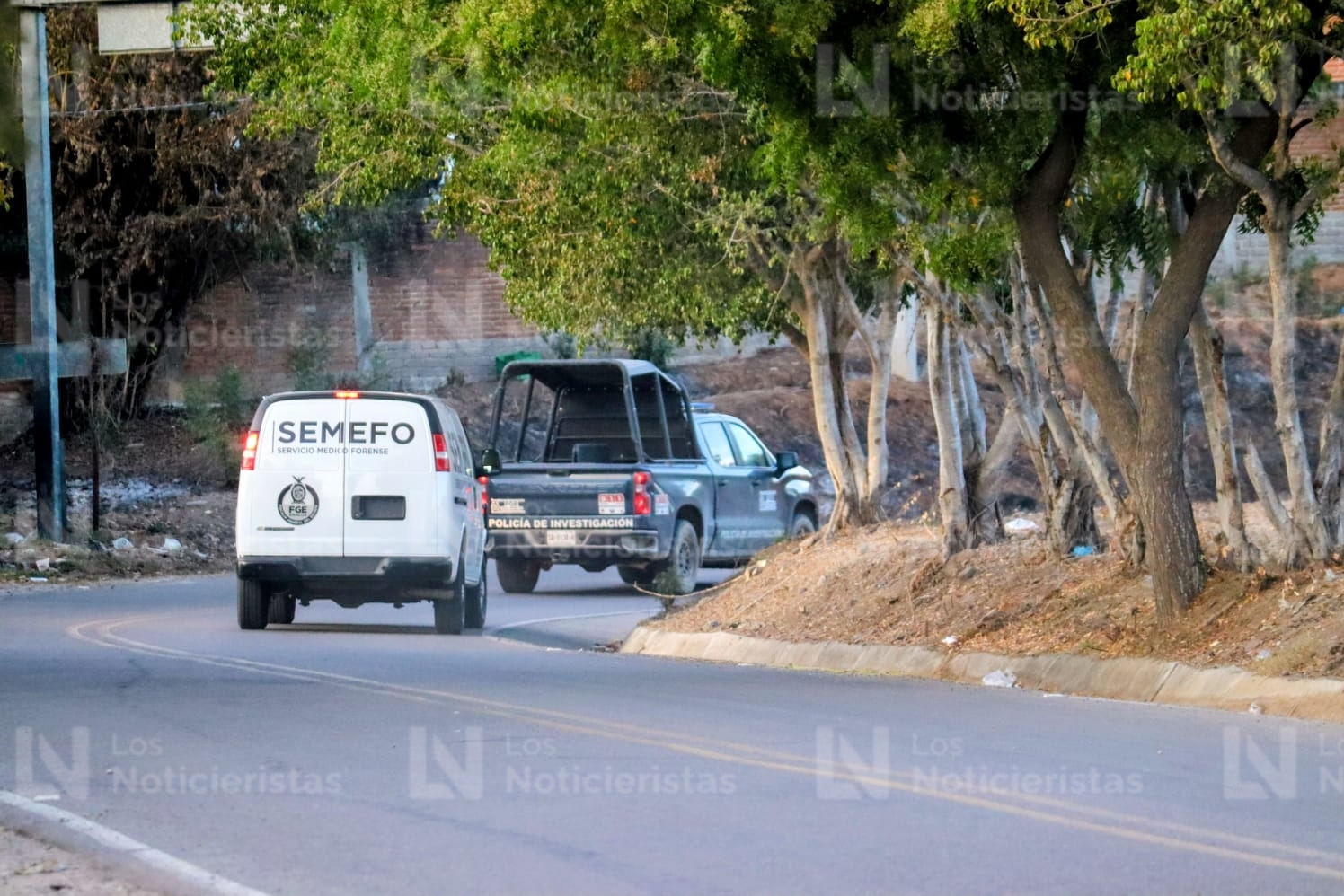 Trasladan a Semefo el cuerpo del minero fallecido en El Rosario, Sin.