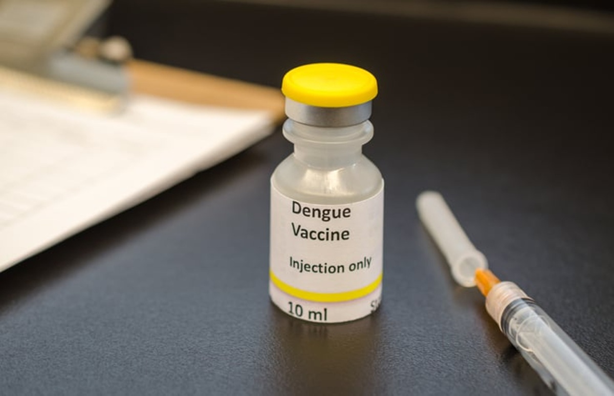 Vacuna contra el dengue