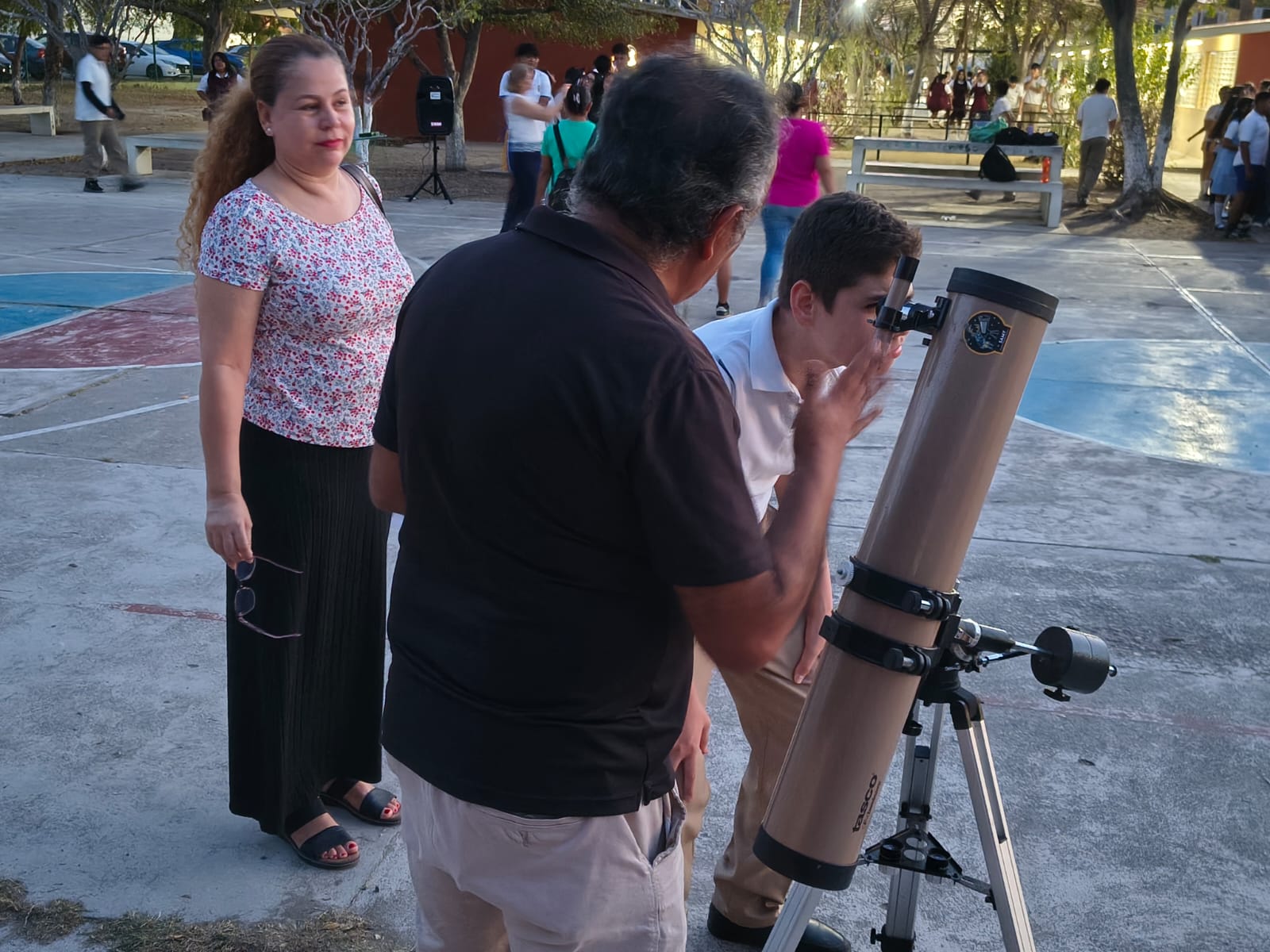 Velada astronómica en la Escuela Secundaria General #3 “Genaro Estrada” de Mazatlán