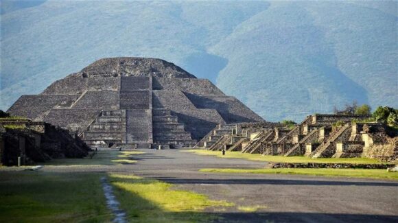 Sheinbaum lamenta la balacera ocurrida en Teotihuacán, que dejó al menos 2 personas fallecidas