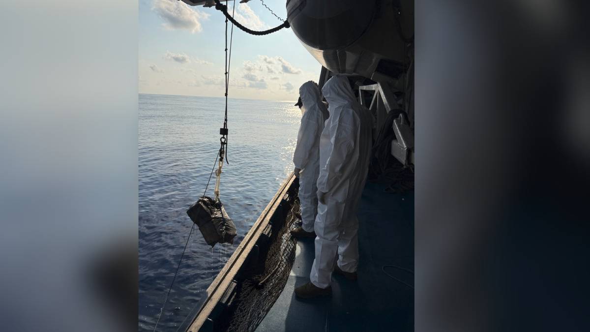 Marina asegura 63 bultos de presunta cocaína en aguas del Pacífico