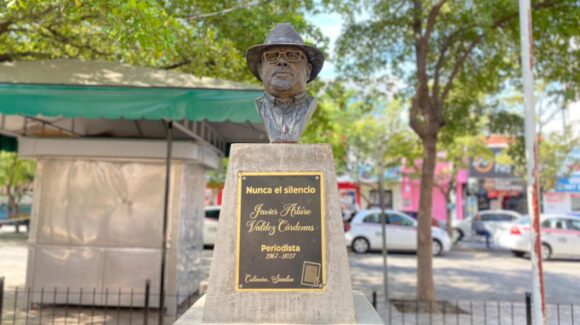 “Era una persona valiente”: Colegas recuerdan las enseñanzas y el trabajo del periodista Javier Valdez, asesinado hace 9 años en Culiacán