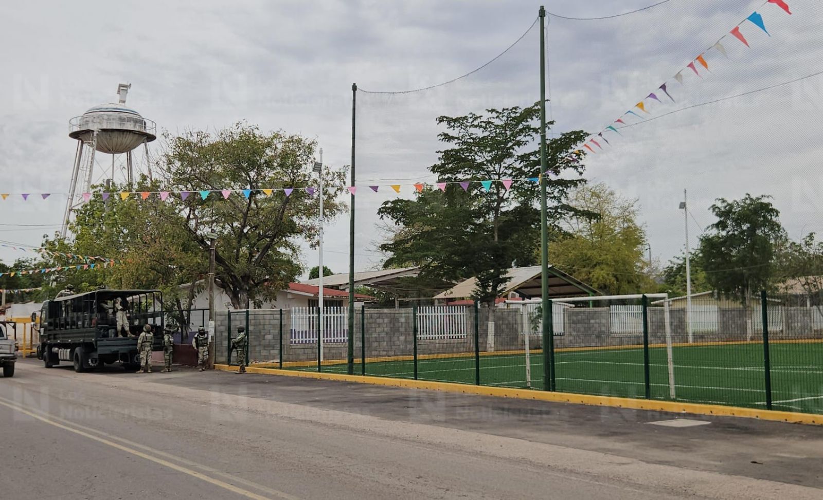 Abandonan cuerpos sin vida de dos jovenes en Plazuela de Tepuche