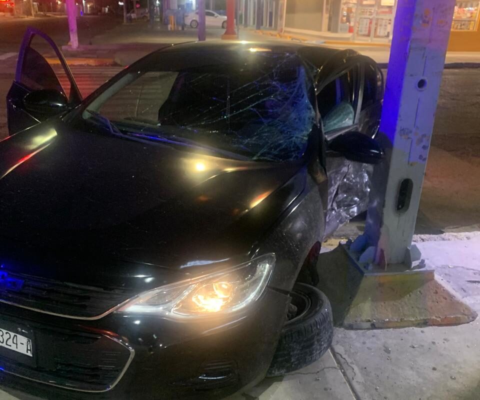 Accidente en Los Mochis, deja solo daños materiales