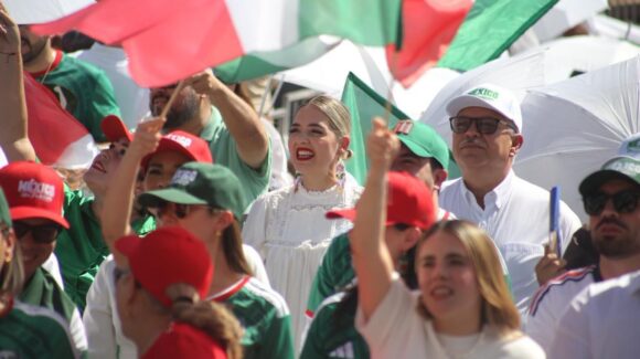 Alcaldesa de Mazatlán, Estrella Palacios, se suma en Culiacán al respaldo nacional a Claudia Sheinbaum