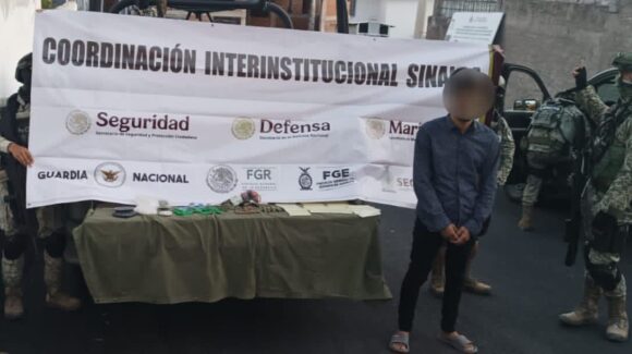 Aseguran arma, droga y cartuchos en Culiacan, informa la SSPE