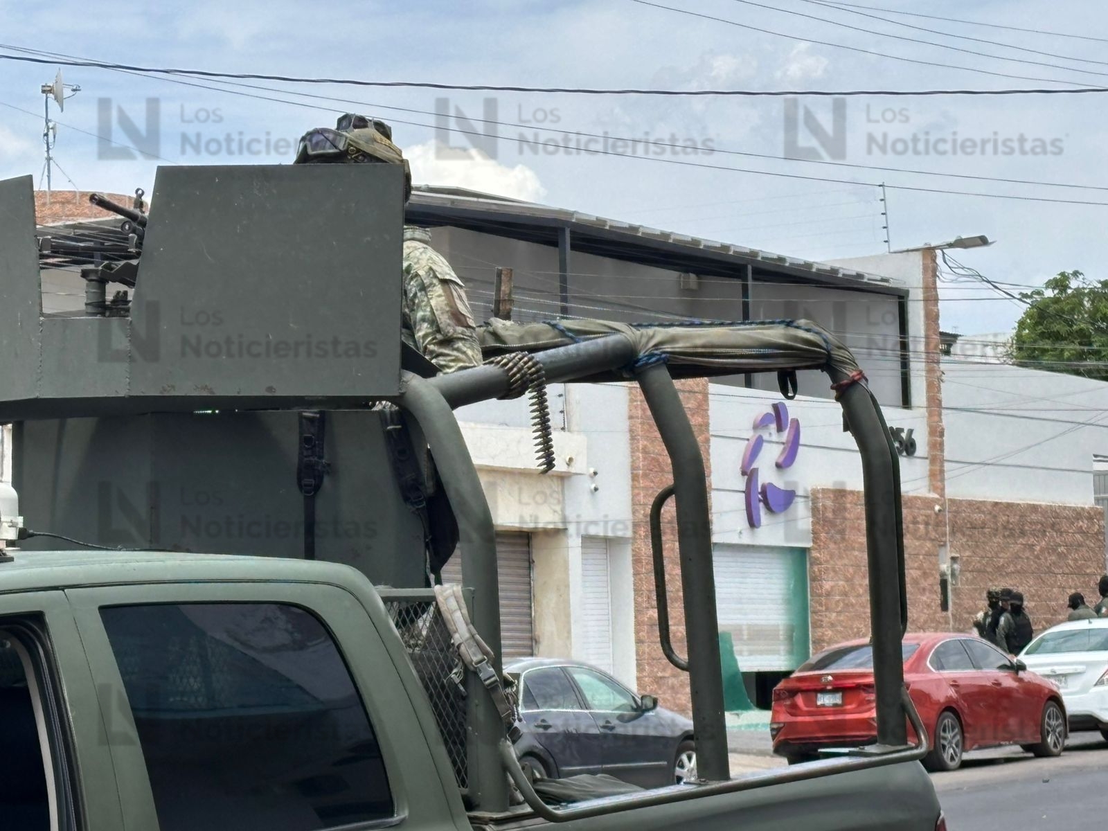 Atacan a balazos un local de préstamos en el Primer Cuadro de Culiacán