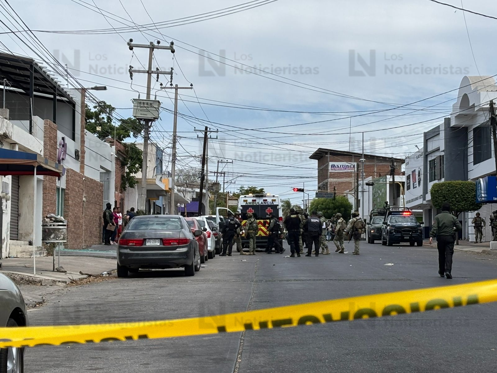 Atacan a balazos un local de préstamos en el Primer Cuadro de Culiacán