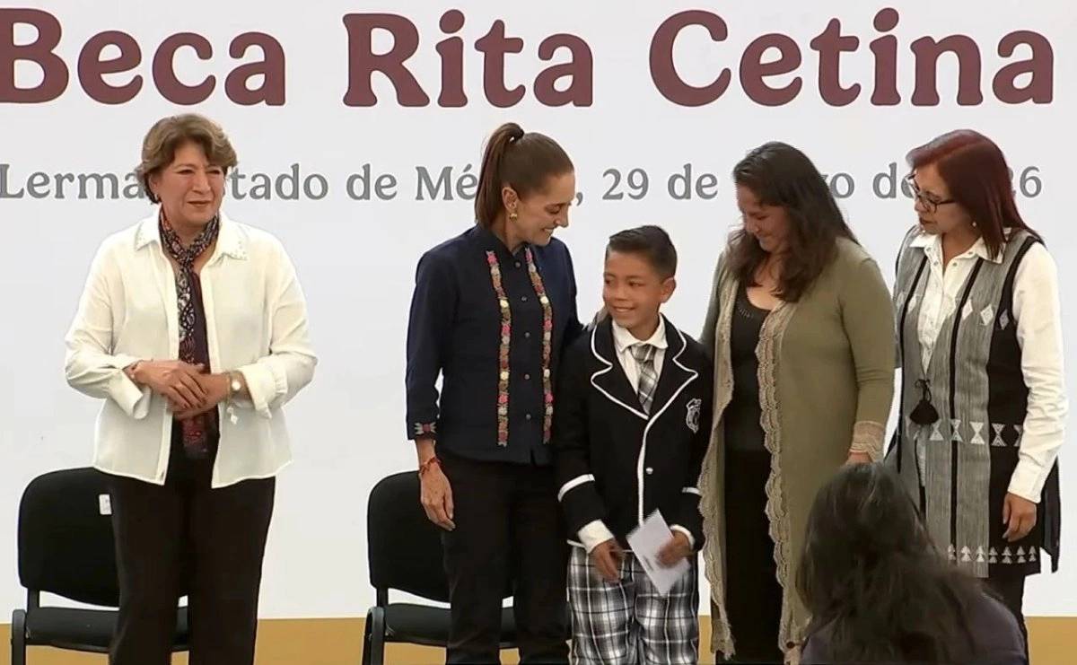 Claudia Sheinbaum Pardo estuvo acompañada de la gobernadora Delfina Gómez.