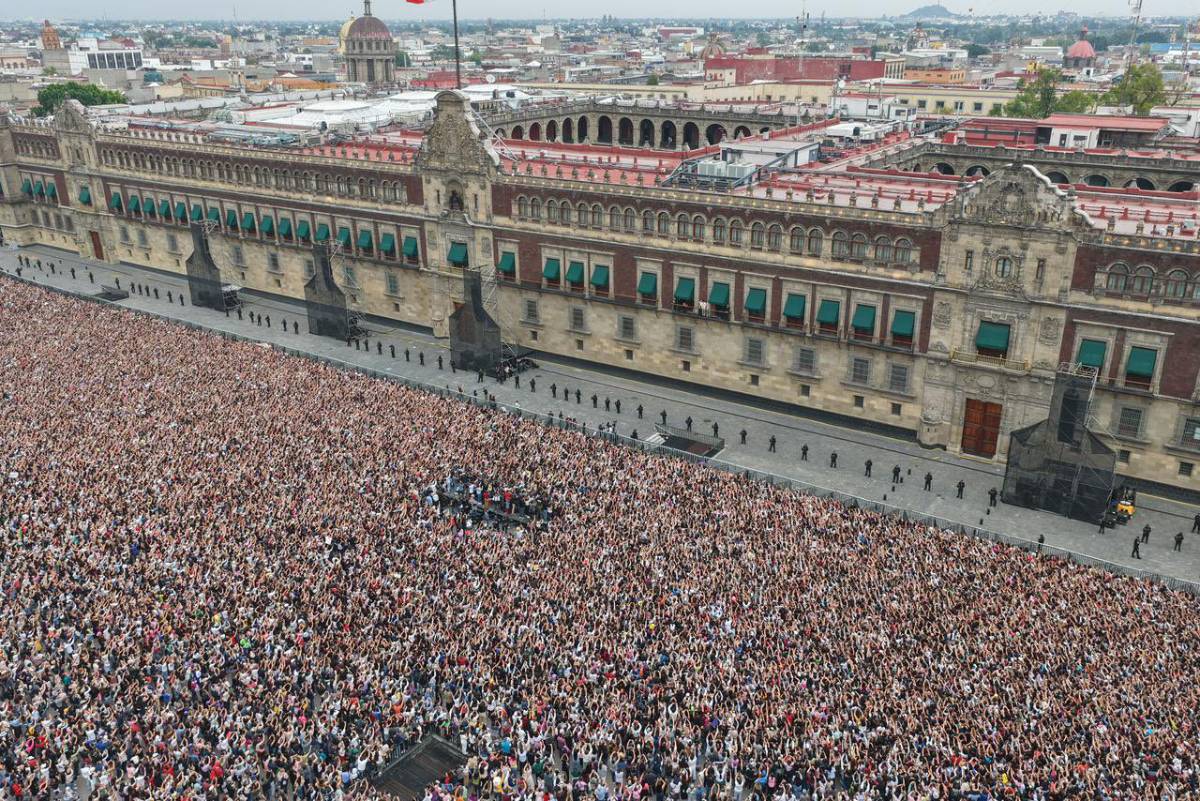 Claudia Sheinbaum celebra saludo de BTS a 50 mil fans en el Zócalo