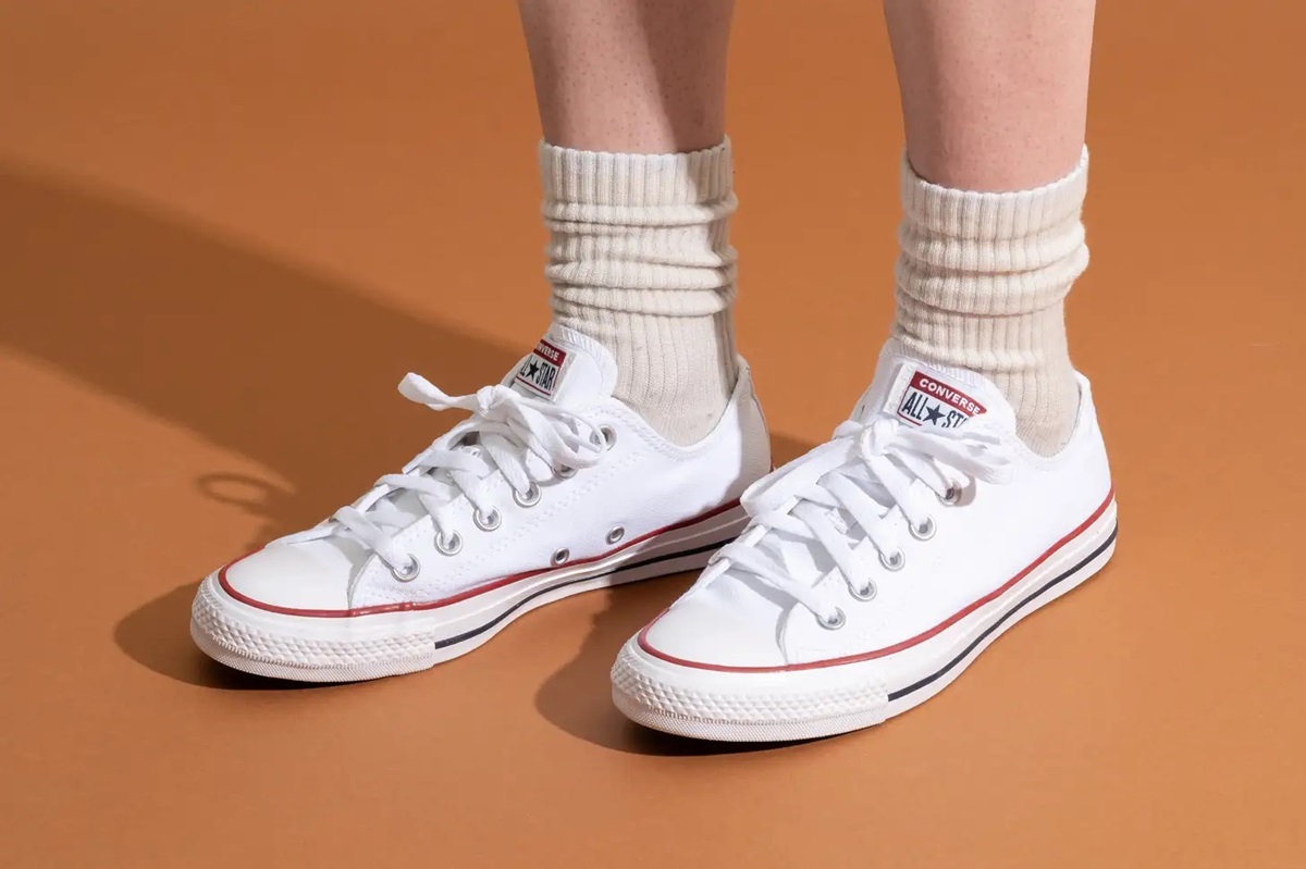Cómo limpiar tus tenis blancos