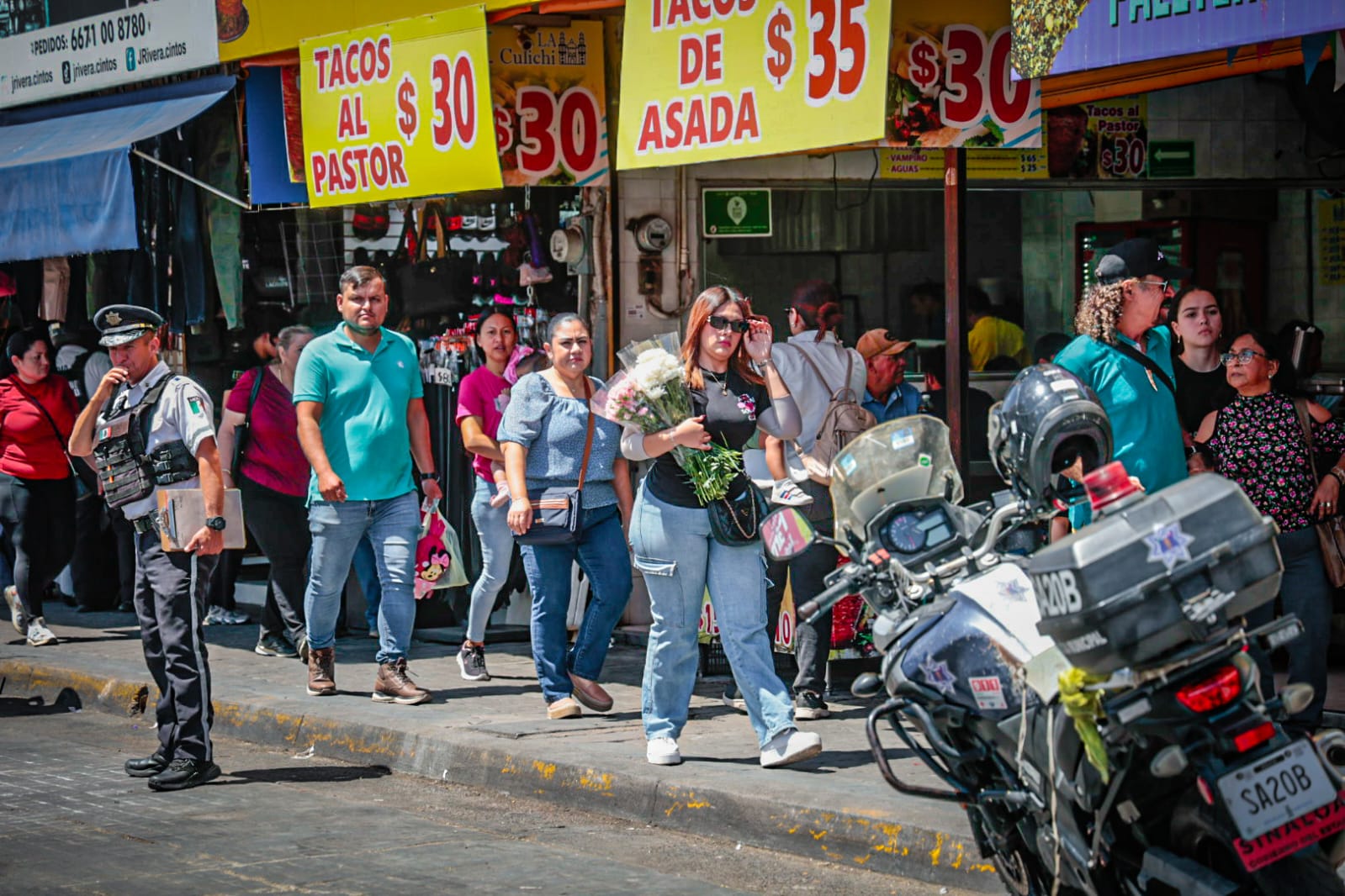 Compas de pánico disparan ventas previo al festejo del Día de las Madres en Culiacán, Comerciantes